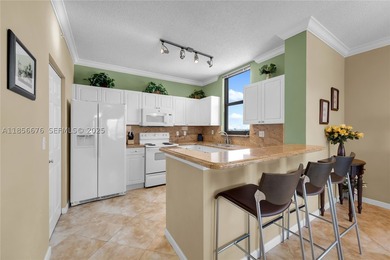 EXCEPTIONAL 2 Bed/1 Bath Condo in the HEART of DOWNTOWN WEST - photo 3