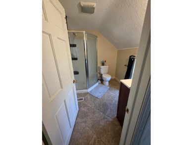 Welcome to 945 Geranium Ave E in Saint Paul! This charming 2 bed - photo 12