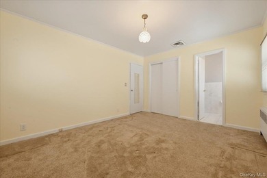 Enjoy the best of the LONG BEACH LIFESTYLE in this SPACIOUS - photo 15