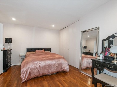 LARGE JR-4 CONVERTED TO A TRUE 2 BEDROOM! LOCATED IN THE HEART - photo 16