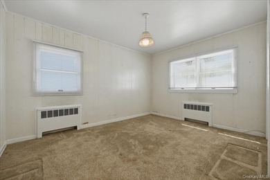 Enjoy the best of the LONG BEACH LIFESTYLE in this SPACIOUS - photo 18
