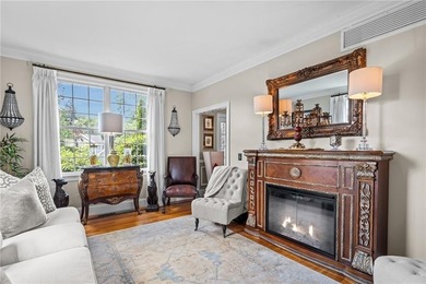 Welcome to Slocum Woods. This exceptional residence offers 4 - photo 20