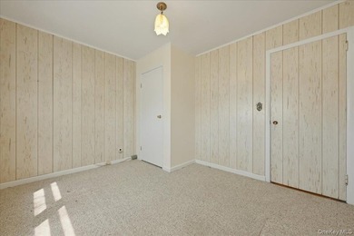 Enjoy the best of the LONG BEACH LIFESTYLE in this SPACIOUS - photo 21