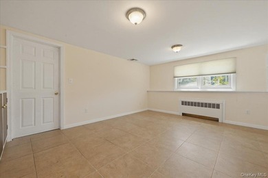 Enjoy the best of the LONG BEACH LIFESTYLE in this SPACIOUS - photo 24