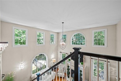 Welcome to Slocum Woods. This exceptional residence offers 4 - photo 34