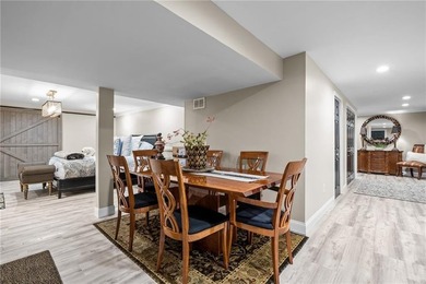 Welcome to Slocum Woods. This exceptional residence offers 4 - photo 35