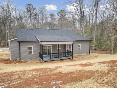Beautifully crafted 3BR/2BA home set on a private lot in the - photo 36