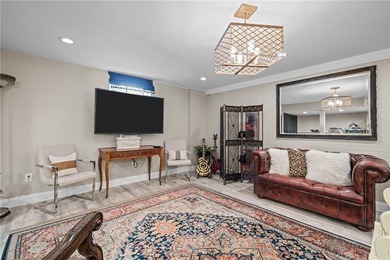 Welcome to Slocum Woods. This exceptional residence offers 4 - photo 39