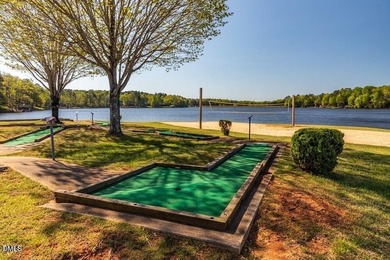 Beautifully crafted 3BR/2BA home set on a private lot in the - photo 40