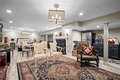 Welcome to Slocum Woods. This exceptional residence offers 4 - photo 41