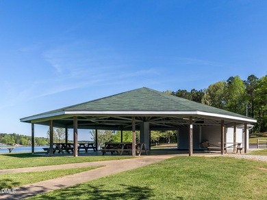 Beautifully crafted 3BR/2BA home set on a private lot in the - photo 42