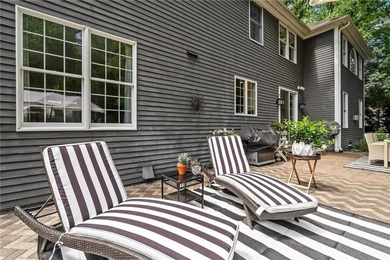 Welcome to Slocum Woods. This exceptional residence offers 4 - photo 44