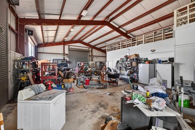 Welcome to an extraordinary legacy property at 211 Hale Rd - photo 50