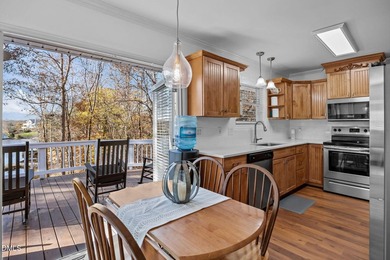 Sellers are open to all offers and negotiable. Escape to - photo 7