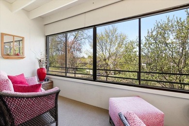 Welcome to easy, low-maintenance living in the highly - photo 5
