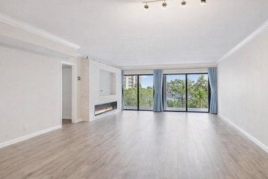 Stunning oceanfront 2BR/2BA condo with sweeping Atlantic views - photo 6
