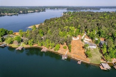 Stunning lakefront lot on Lake Sinclair! Located in a desirable - photo 8