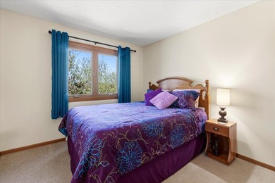 Welcome to easy, low-maintenance living in the highly - photo 9