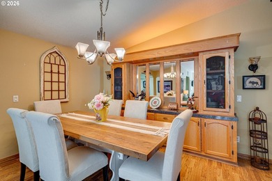 Welcome to your private retreat just minutes from town! This 2 - photo 8