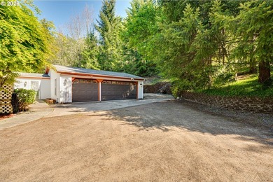 Welcome to your private retreat just minutes from town! This 2 - photo 10