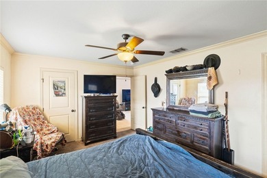 Located in Flour Bluff, this 3 bedroom, 2 bathroom home offers 7 - photo 13
