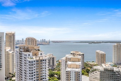Wake up to sunrise views over Biscayne Bay and the Miami skyline - photo 4