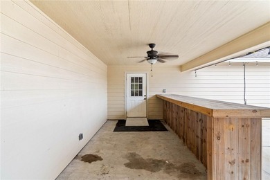 Located in Flour Bluff, this 3 bedroom, 2 bathroom home offers 7 - photo 20