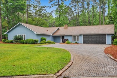 Location, location, location: single story living convenient to - photo 1