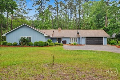Location, location, location: single story living convenient to - photo 2