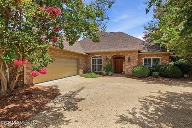 Located directly on the water in Lake Caroline, this beautifully - photo 2