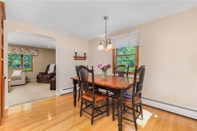 Well maintained raised ranch in the heart of North Kingstown - photo 12