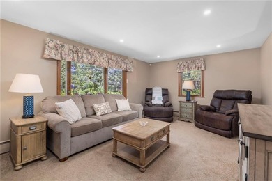 Well maintained raised ranch in the heart of North Kingstown - photo 13