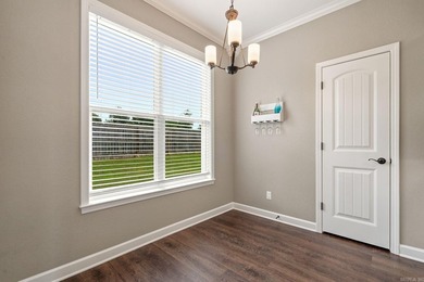 Built in 2019 and exceptionally well maintained, this 3-bedroom - photo 14
