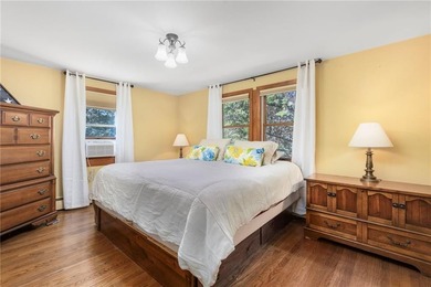 Well maintained raised ranch in the heart of North Kingstown - photo 17