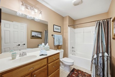 Remarkable 55 plus dedicated neighborhood wonderfully located - photo 18