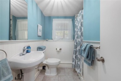 Well maintained raised ranch in the heart of North Kingstown - photo 24