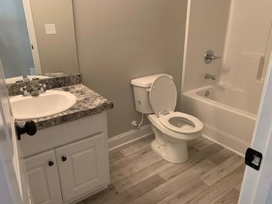 Welcome to this almost-new, beautifully maintained 3-bedroom - photo 5