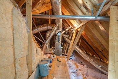 Built in 2019 and exceptionally well maintained, this 3-bedroom - photo 36
