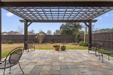 This immaculately maintained 3-bedroom, 2.5-bath home is nestled - photo 43