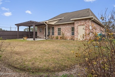 This immaculately maintained 3-bedroom, 2.5-bath home is nestled - photo 46