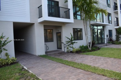 Lake Condo For Sale in Doral, Florida