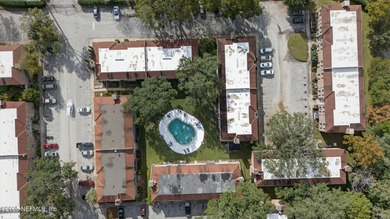Modern condo living in classic Colonial Point, a riverfront - photo 33