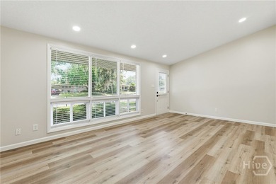 Fully renovated Windsor Forest brick ranch with modern updates - photo 4