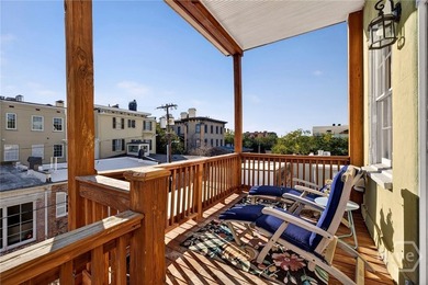 Perched on the coveted top floor of an 1852 landmark building - photo 11
