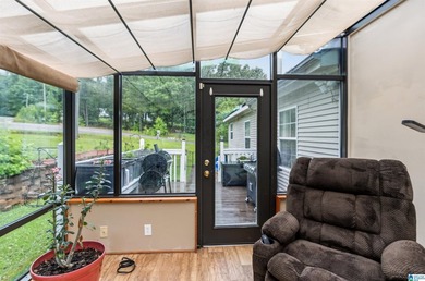 Bright and welcoming 3-bedroom, 2-bath home with thoughtful - photo 14