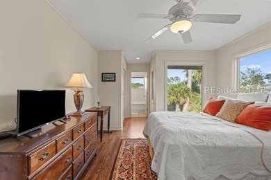 A Rare Point Comfort Peninsula Property. Tucked away on one of - photo 18