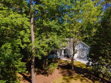 Get ready to fall in love with this inviting 3-bedroom, 2.5-bath - photo 8