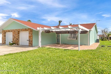 Welcome to your own slice of Florida paradise! This FURNISHED - photo 1