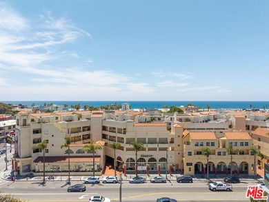 Beautifully renovated single-story condominium offering 1,433 - photo 27