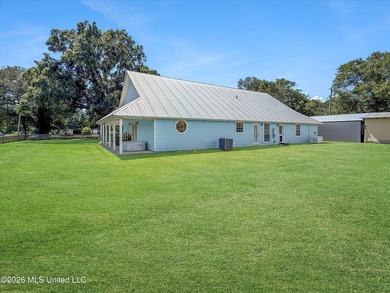Welcome to 3506 Jerry Davis Road-a meticulously updated - photo 10